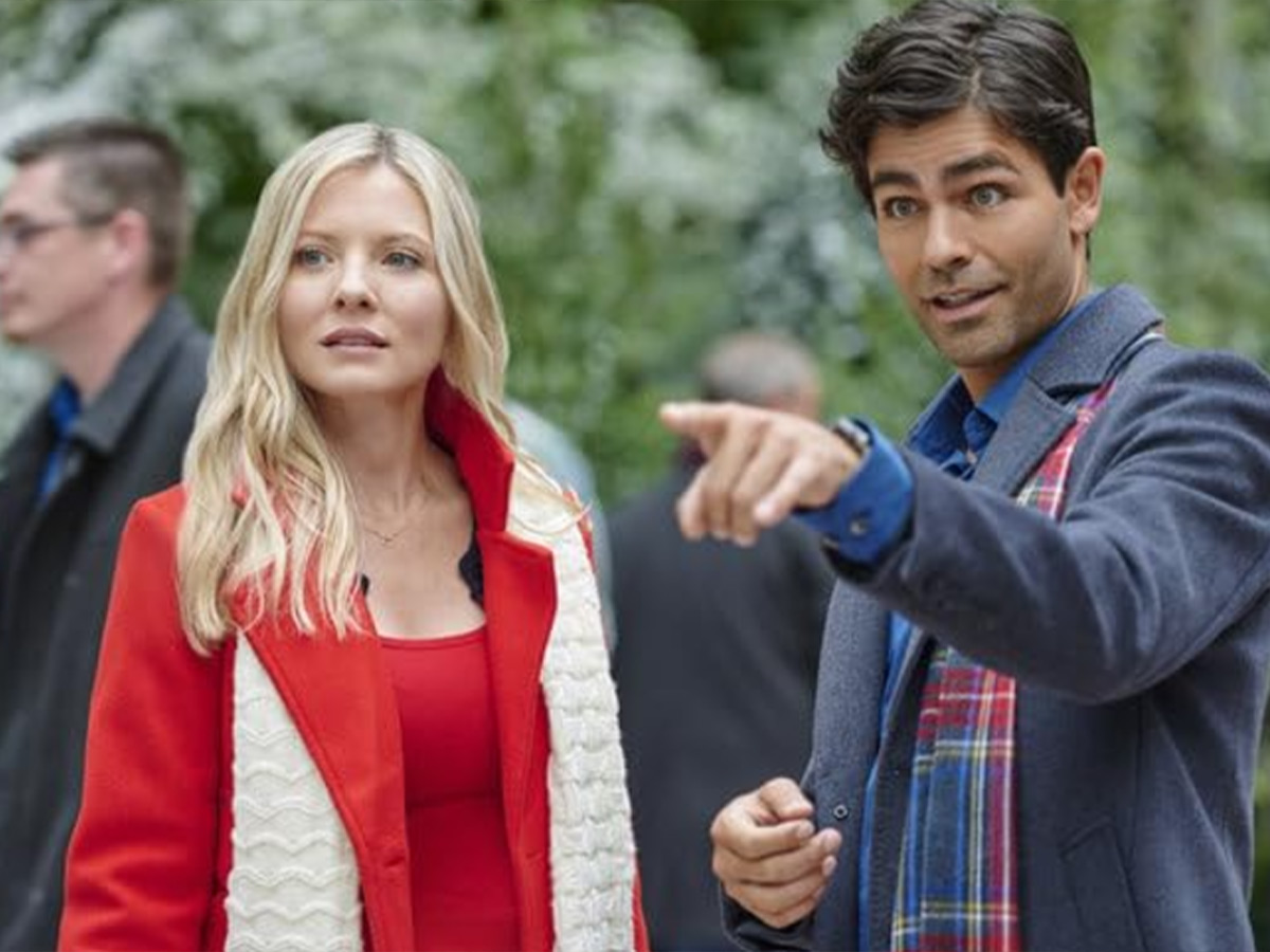 Christmas at Graceland: Home for the Holidays (2019)