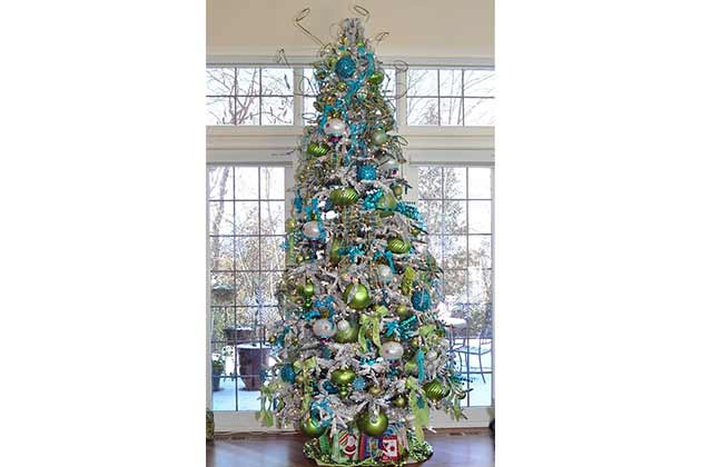 The Gigantic Bulbs Tree