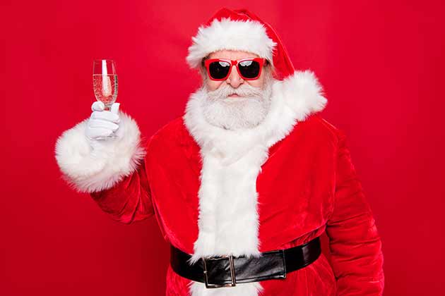 Fighting About “Merry Christmas” and “Happy Holidays”