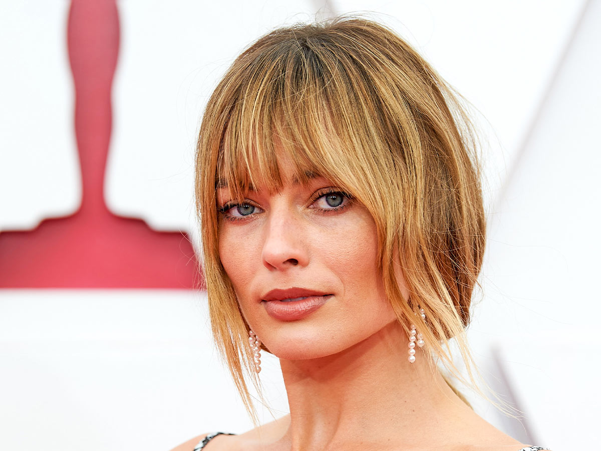 Square: Soft, Wispy Bangs