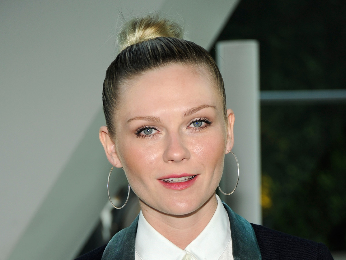 Round: High Bun