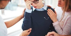 woman with migraine