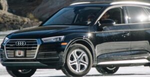 a black 2019 audi q5 luxury compact crossover suv