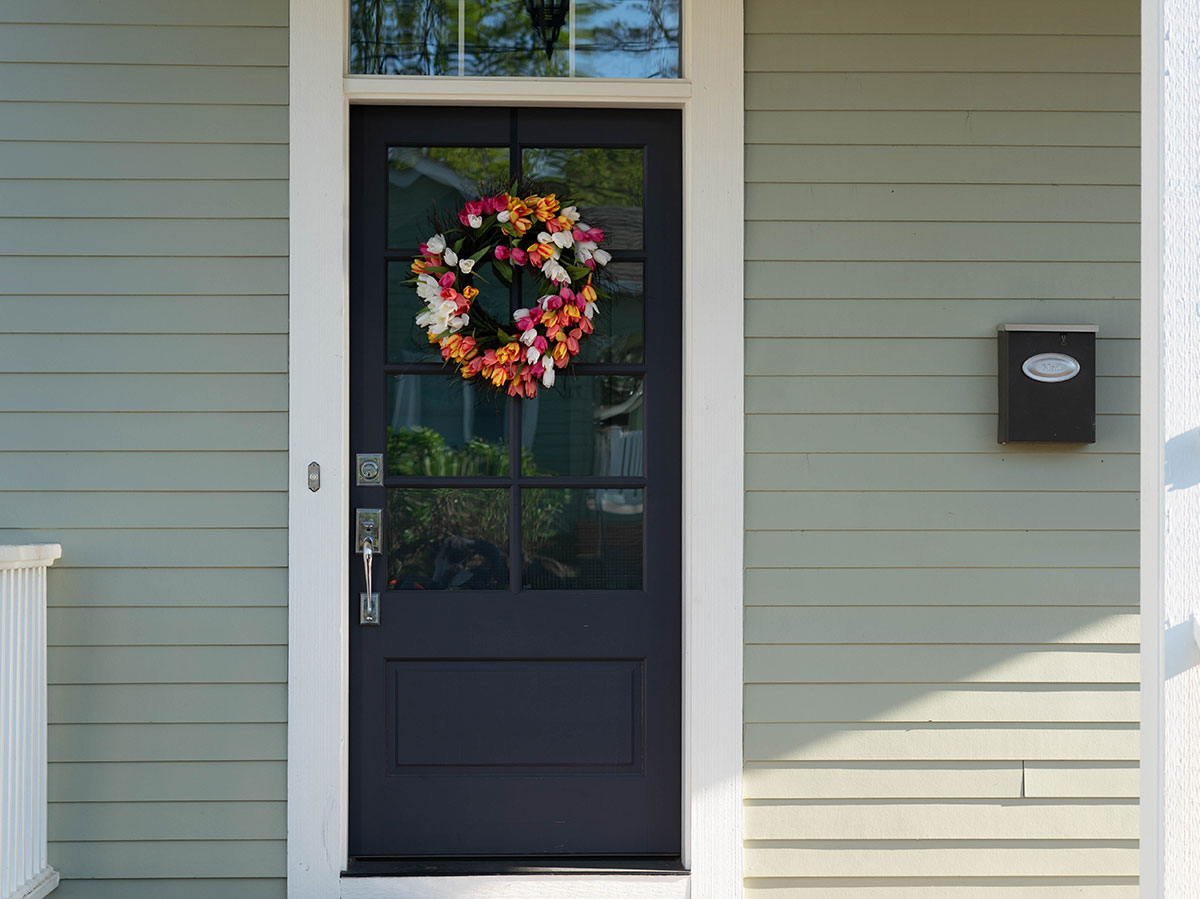 Make a Beautiful Wreath
