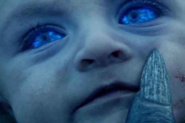 Cersei Gives Her Baby to the Night King