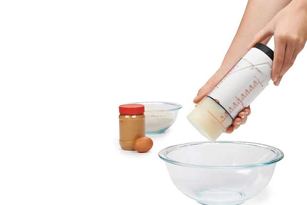 Squeegee Measuring Cup