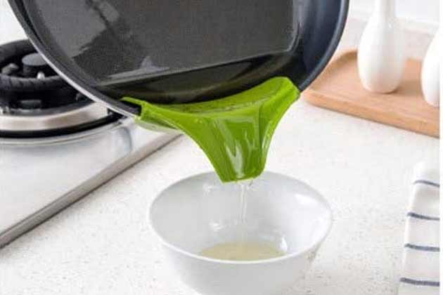 Anti-Spill Soup Spout