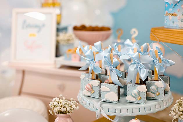 Throwing a Baby Shower