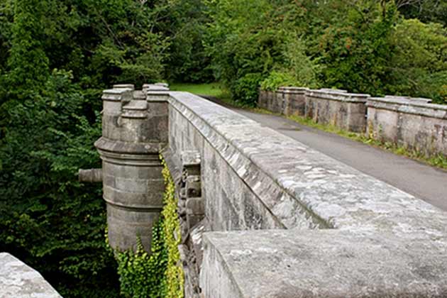 Overtoun Bridge, Scotland