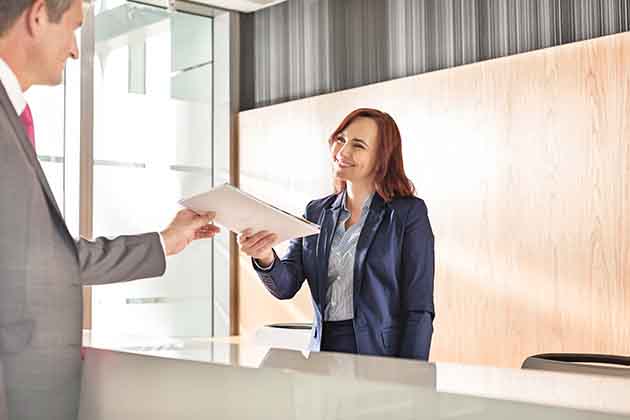 Receptionist