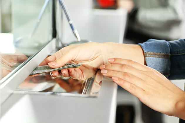 Bank Teller