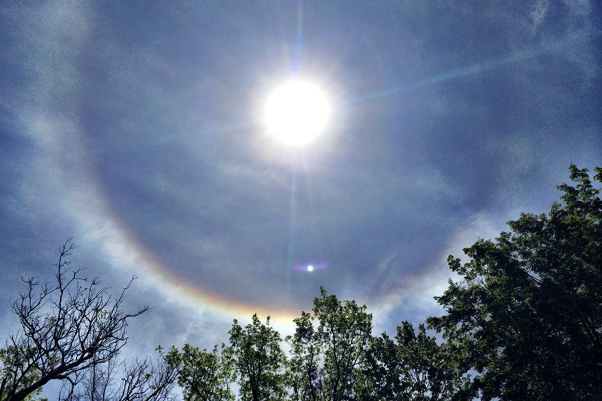 There’s a Ring Around the Moon or Sun