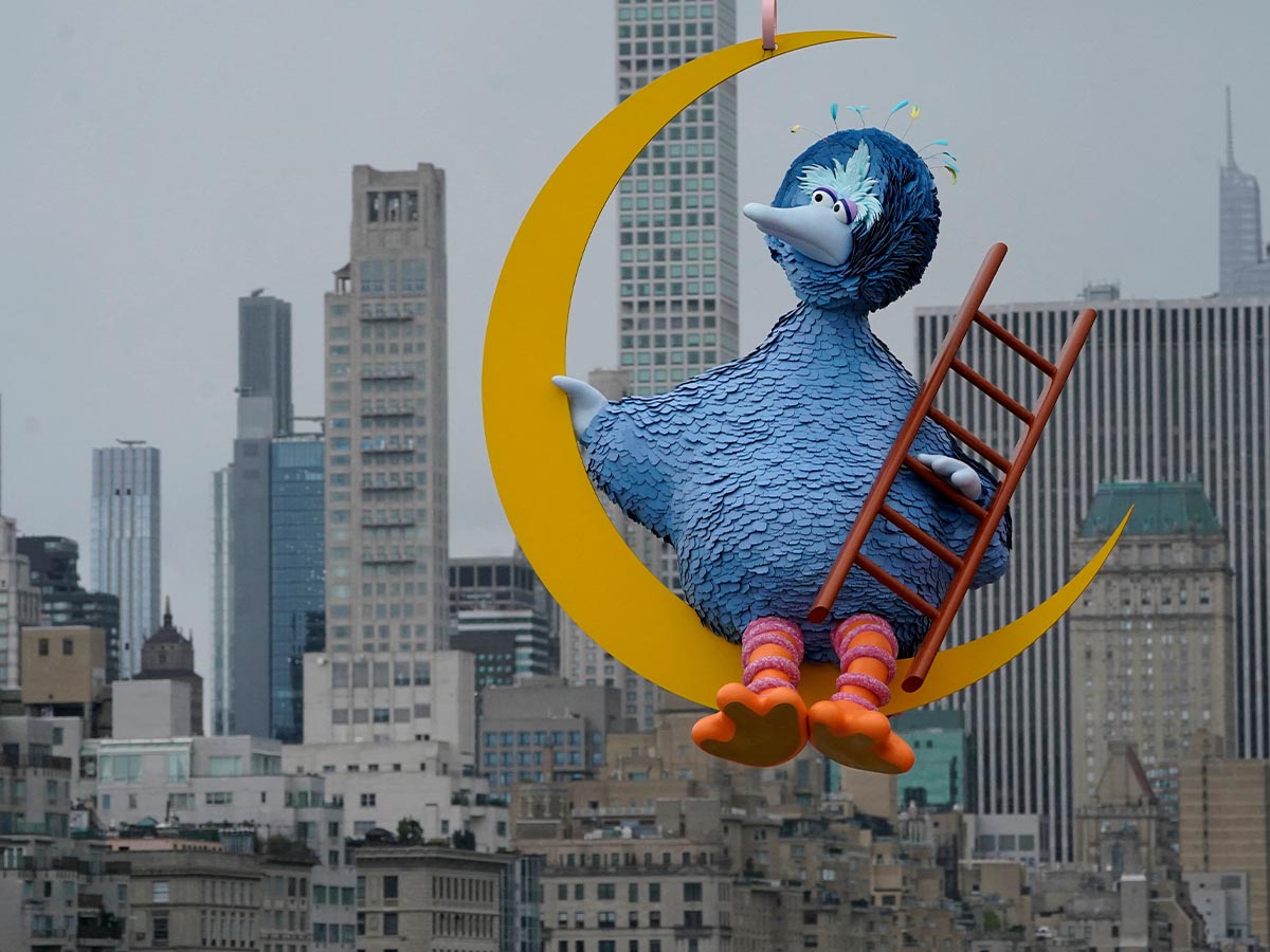 Blue Big Bird in Holland