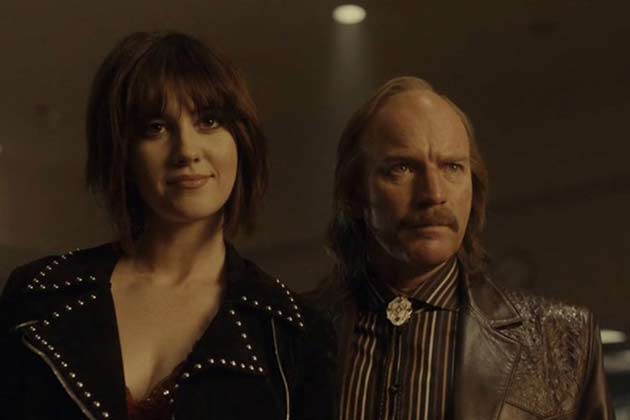 Ewan McGregor and Mary Elizabeth Winstead