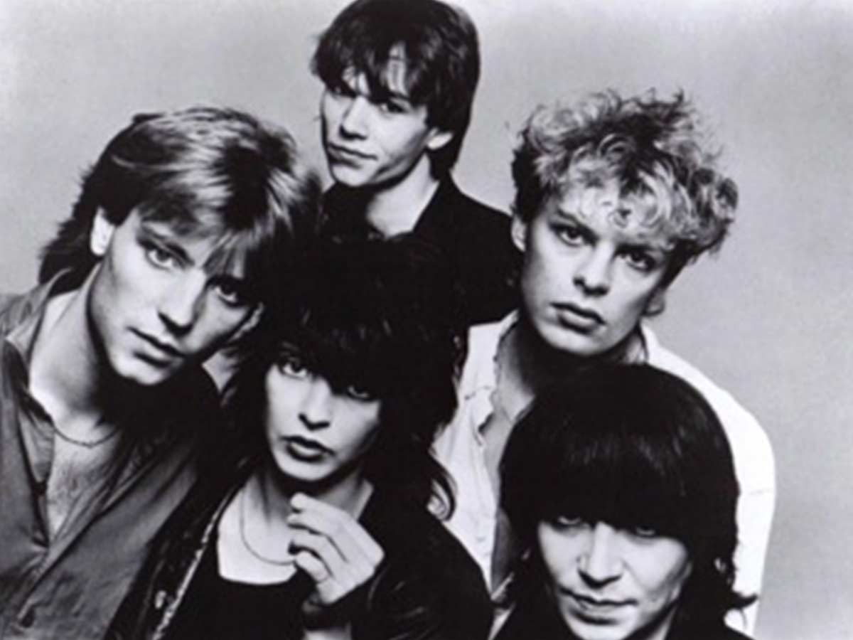 "99 Luftballons"—Nena