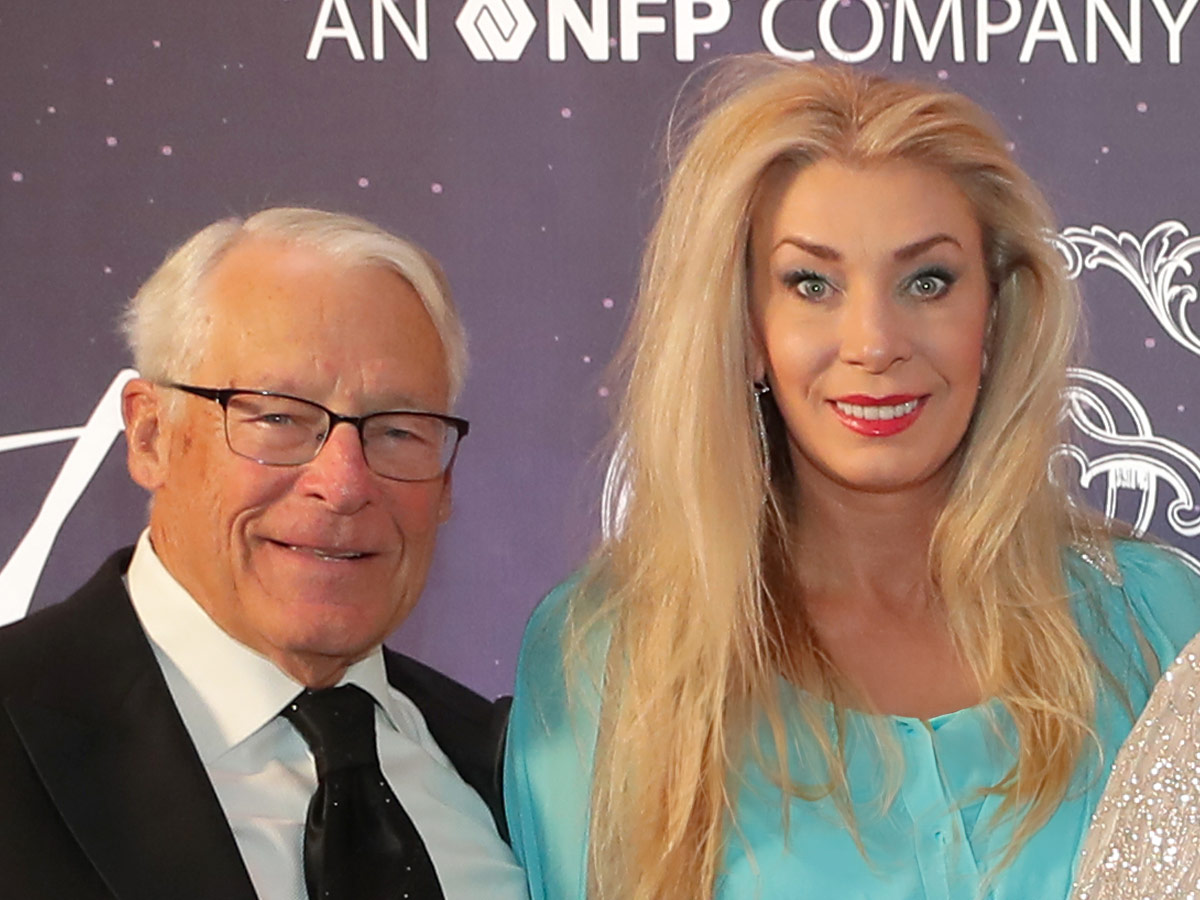 Melani Lowman-Walton, Wife of Rob Walton