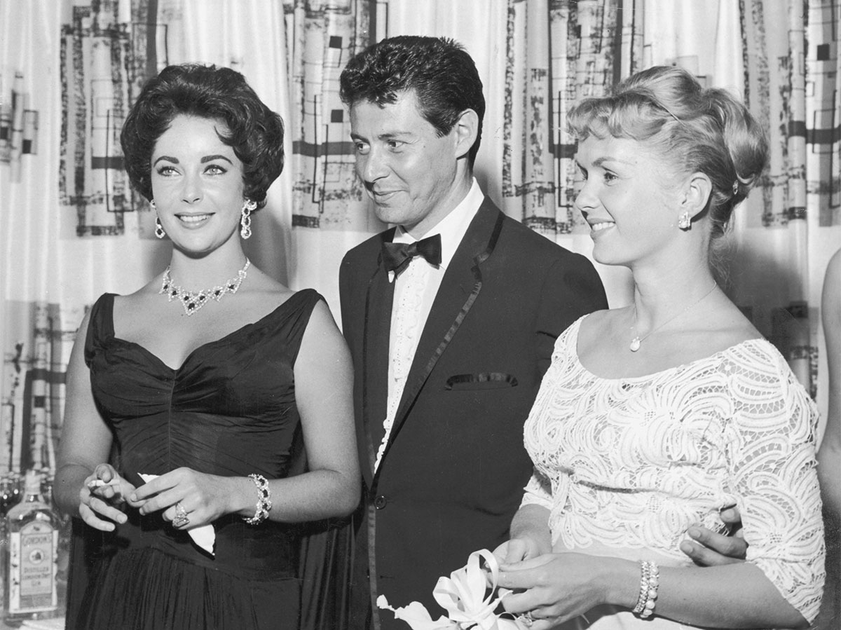 Elizabeth Taylor Betrayed Debbie Reynolds
