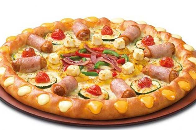 Pizza Hut Pizza in Singapore