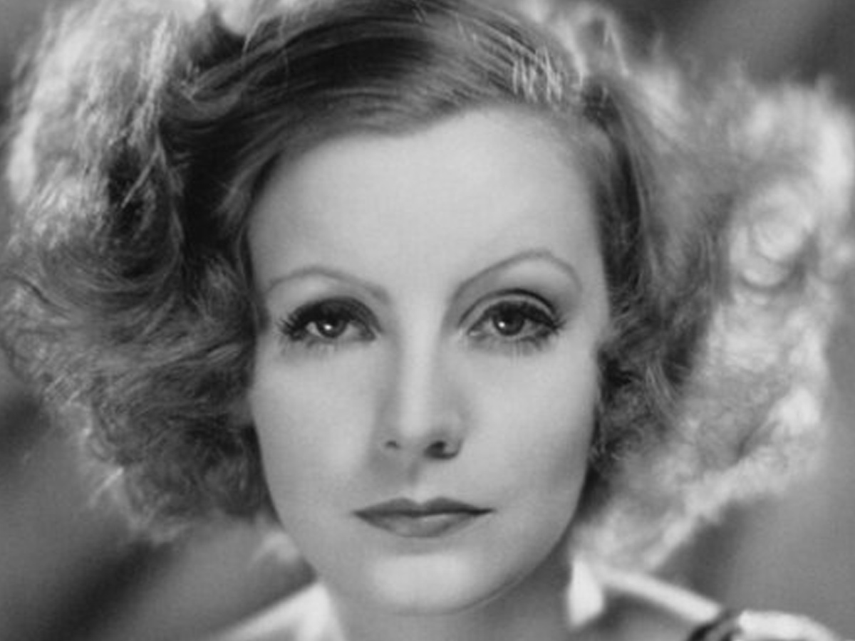 The 1930s: Overly Stylized Brows