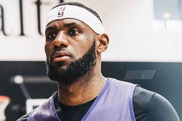 Lebron James's Net Worth: $450 Million