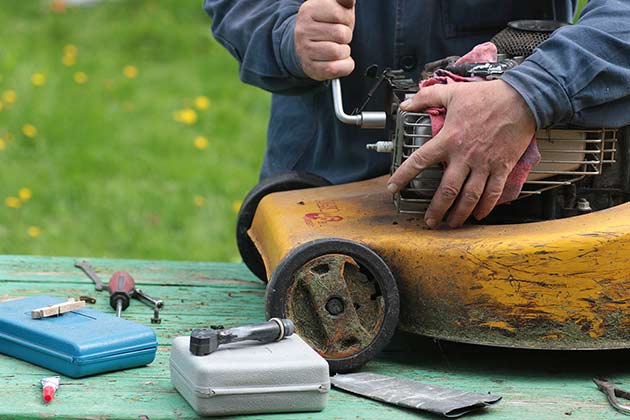 Service Summer Power Equipment