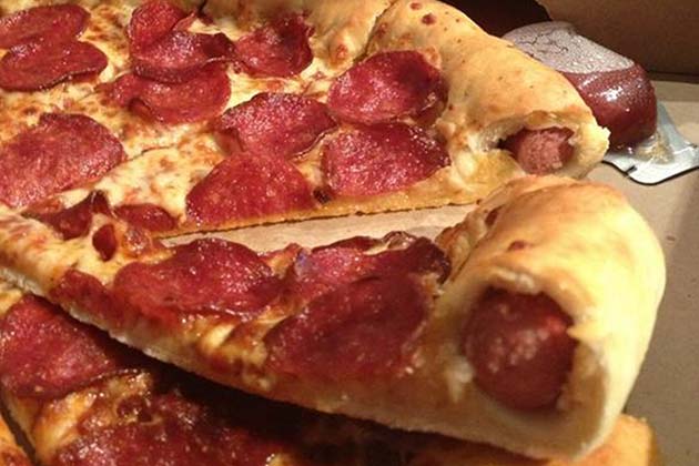 Hot Dog Stuffed Crust Pizza (Pizza Hut)