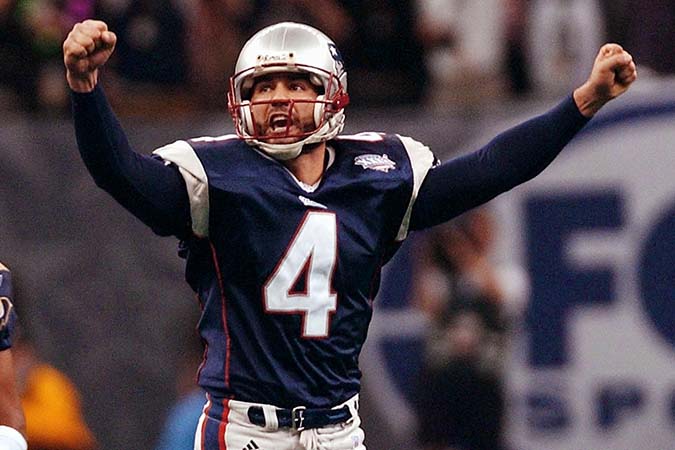 Adam Vinatieri's Kick Wins Super Bowl for Patriots