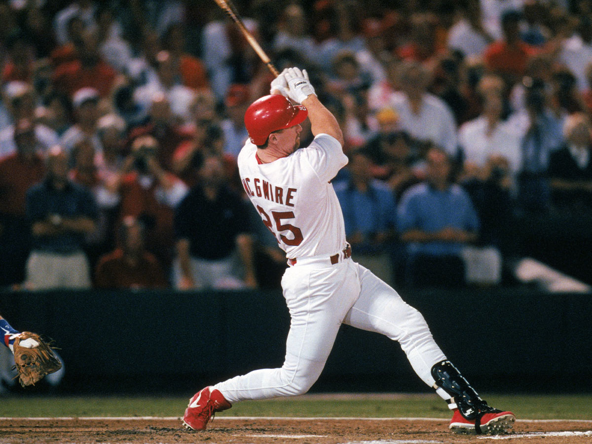 Mark McGwire Hits Home Run No. 62