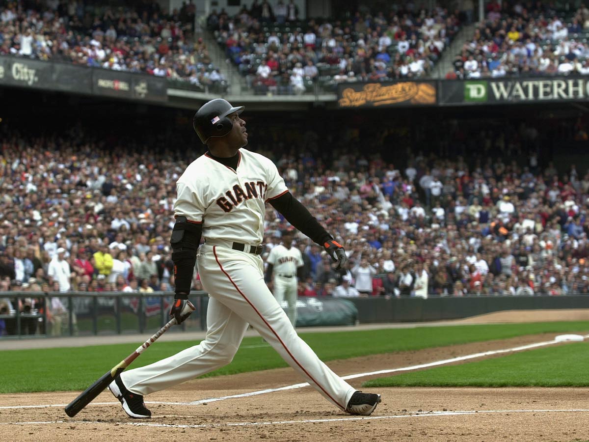 Bonds Hits No. 71 to Set Single-Season HR Record