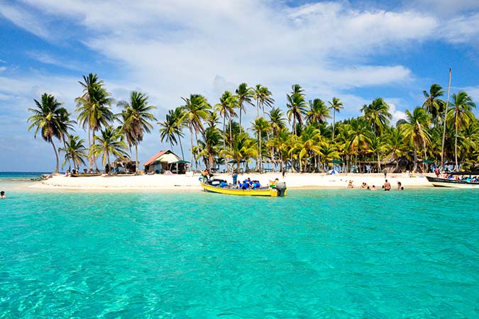 Panama — Pros