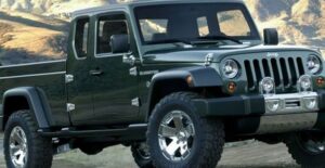 A dark green 2020 Jeep Gladiator