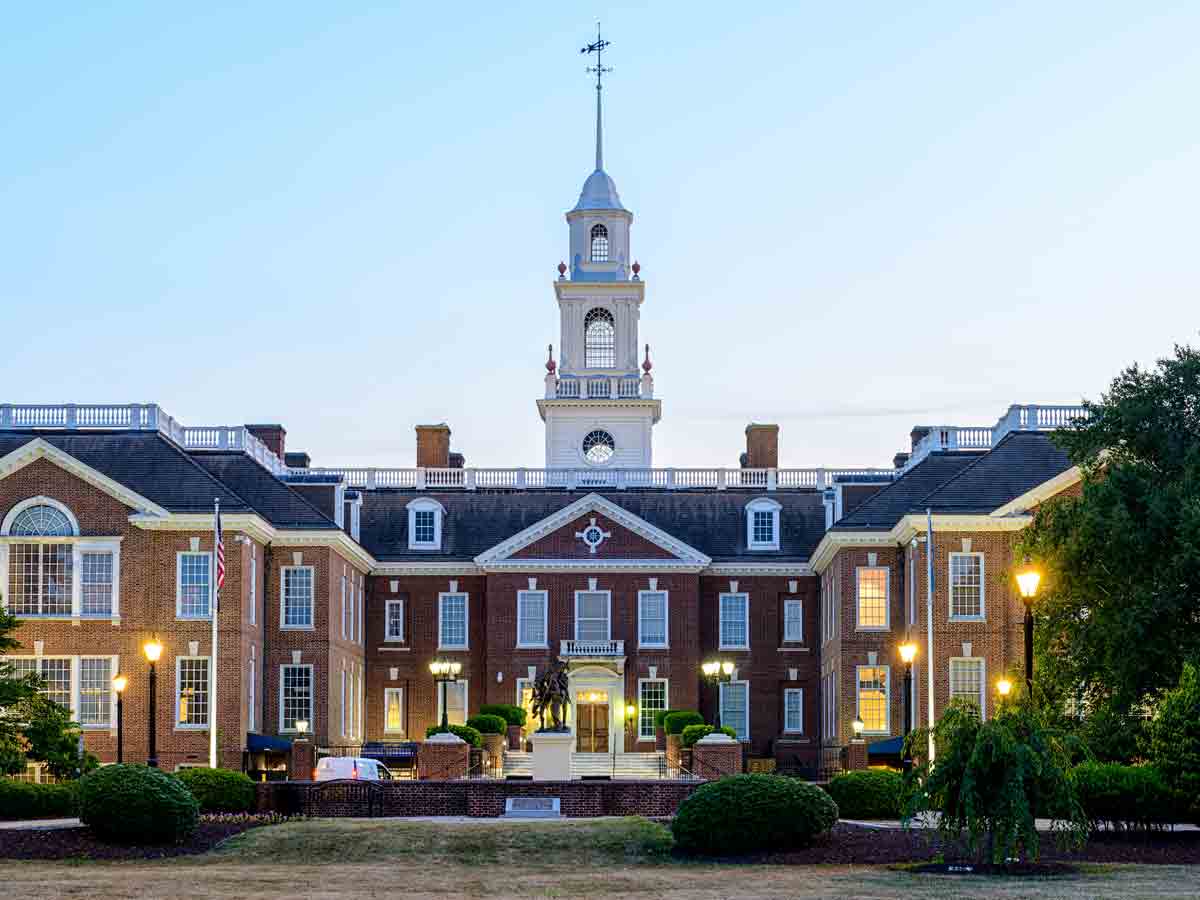Dover, Delaware -1.4%