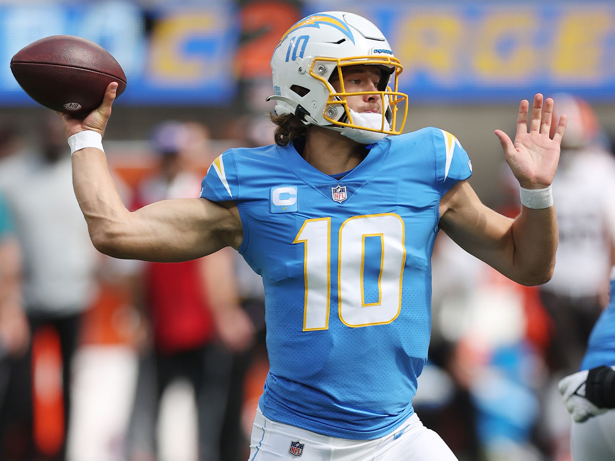 Honorable Mention: Justin Herbert - Los Angeles Chargers (5-12)