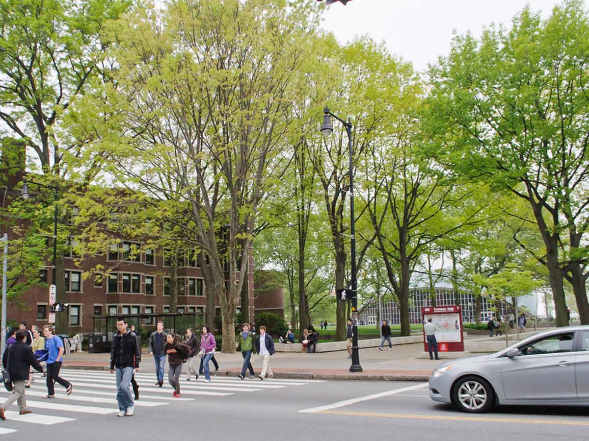 Massachusetts Institute of Technology