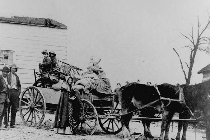 Union Refugees Flee Their Homestead for Protection by the Union Army