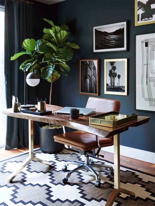 Choose the Right Desk and Chair