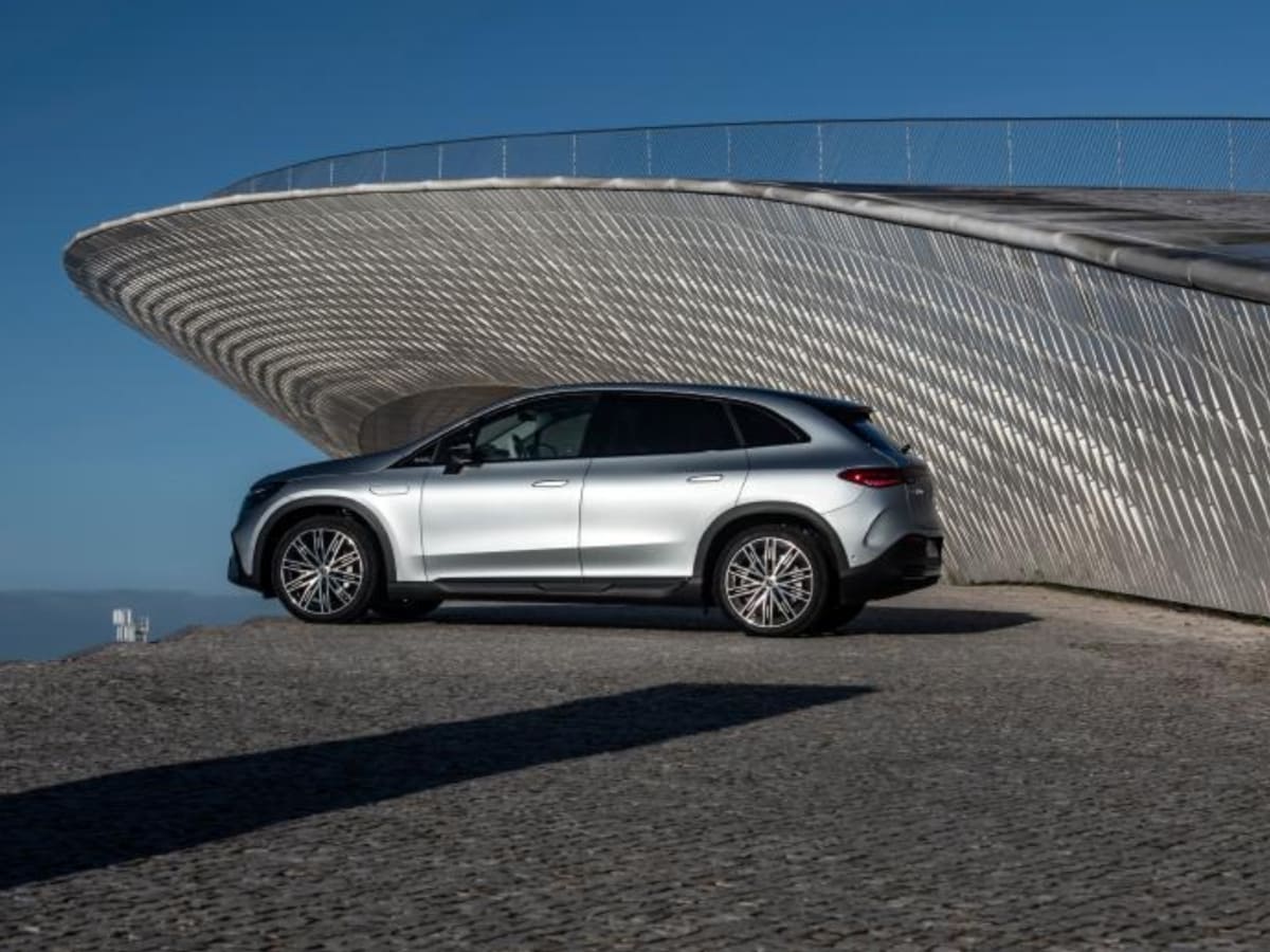 Mercedes EQE 350+ SUV