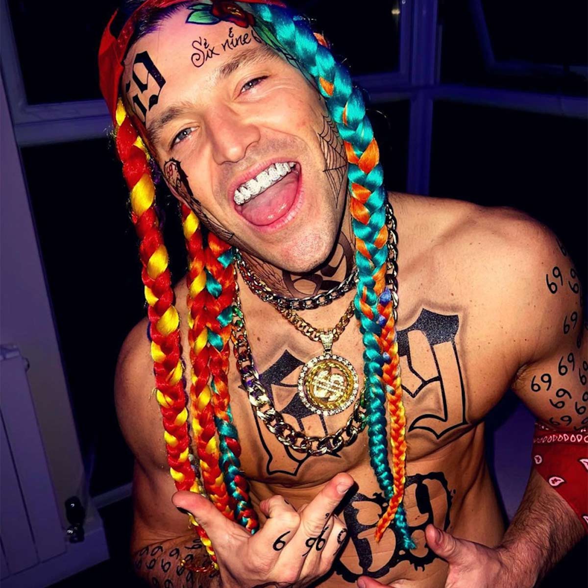 Mark Wright - Tekashi 6ix9ine