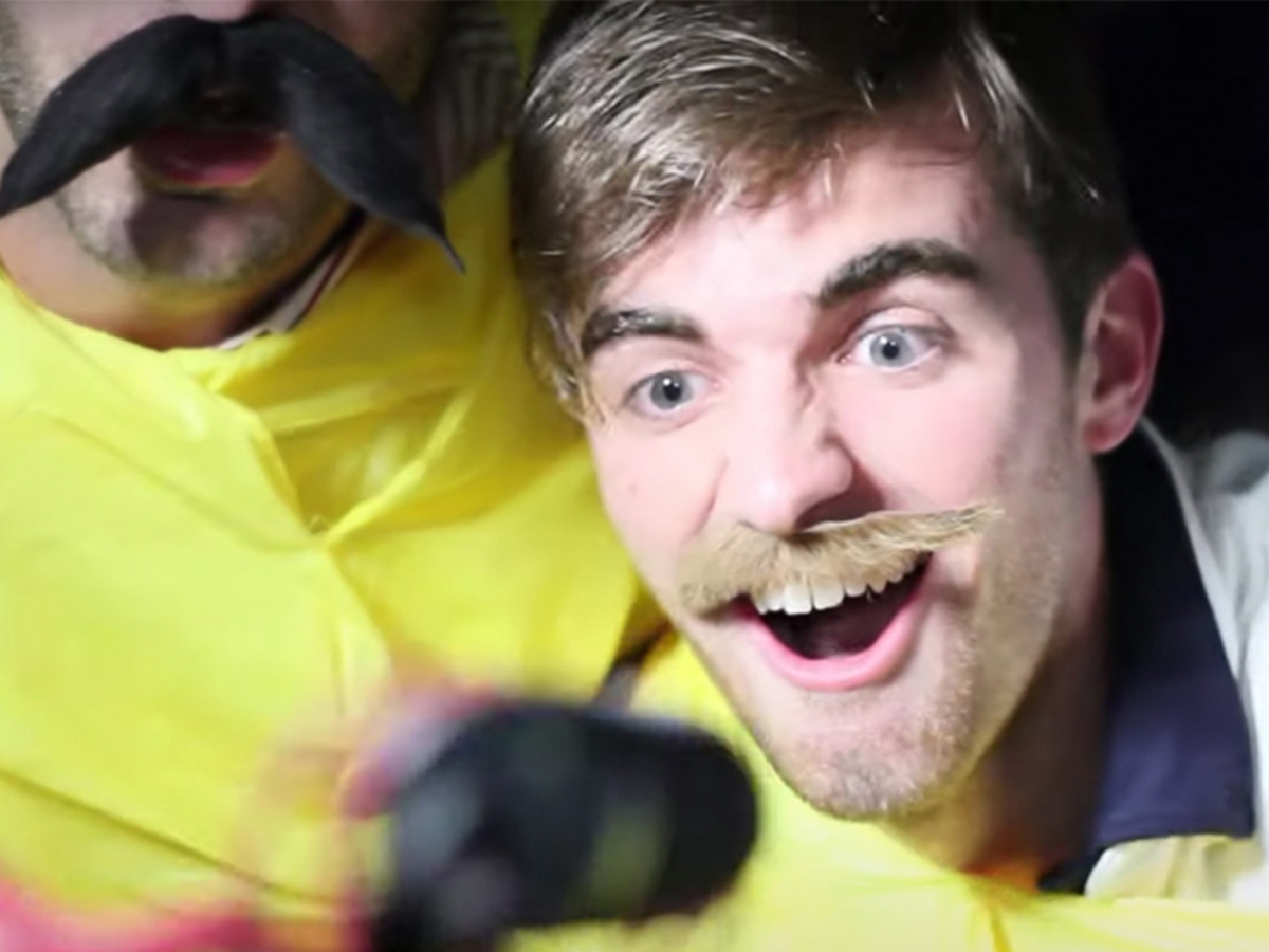 The Chainsmokers – “Ebrola”