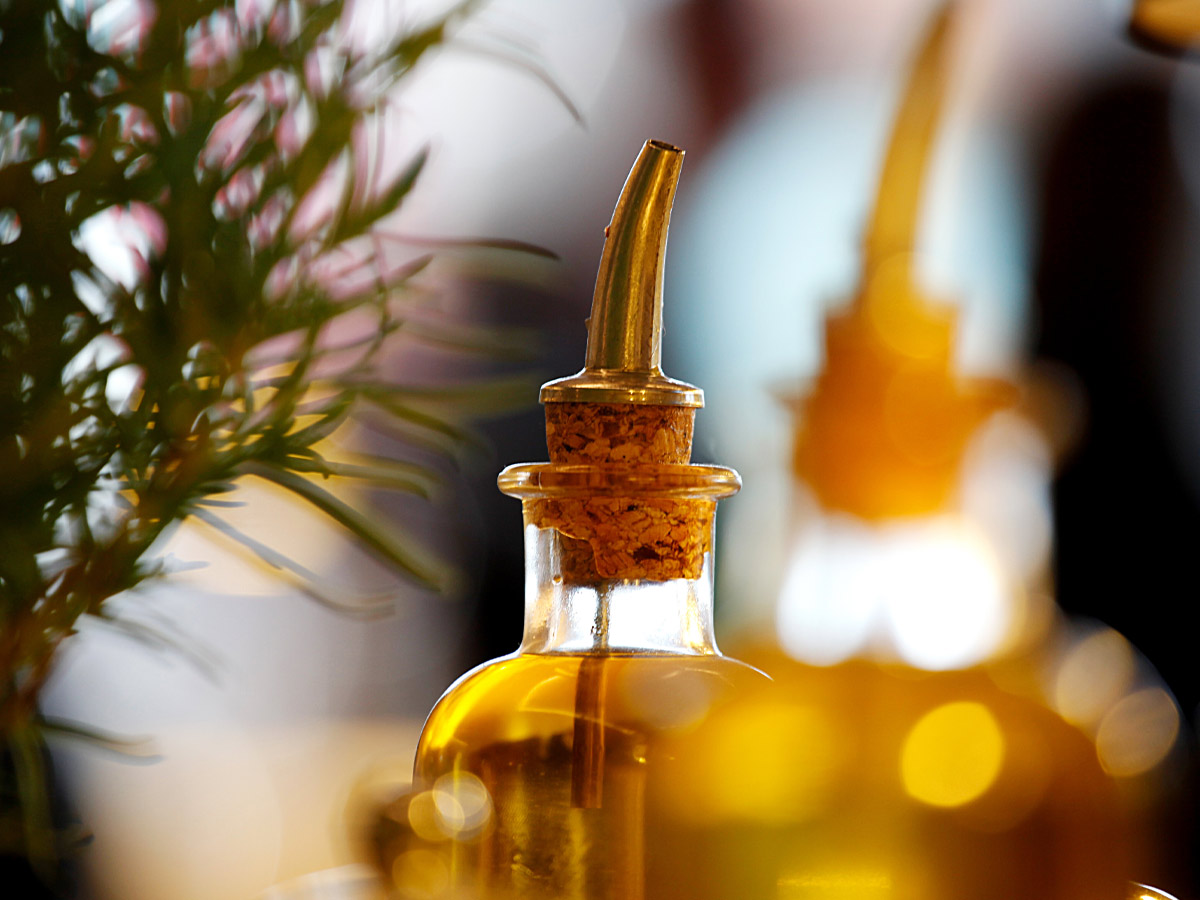 Extra Virgin Olive, Flaxseed, and Safflower Oils