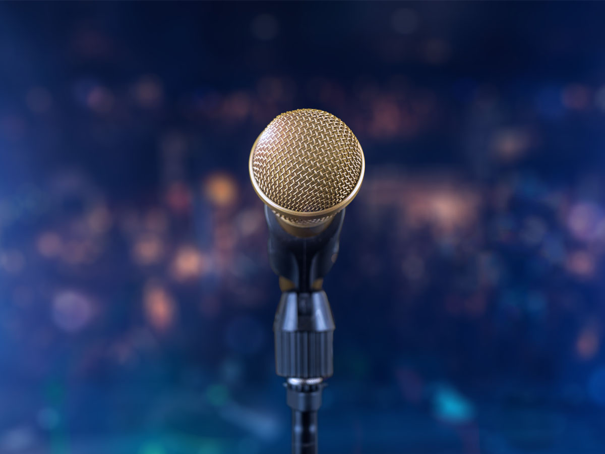 Virginia – Microphone
