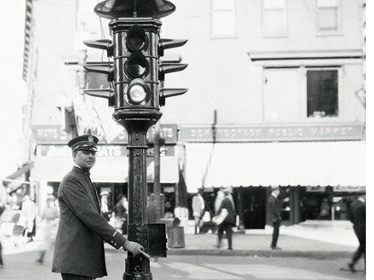 Kentucky – Three-Position Traffic Signal