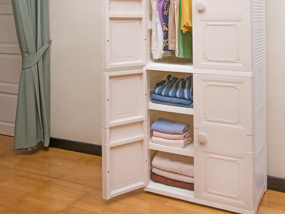 Plastic Storage Containers