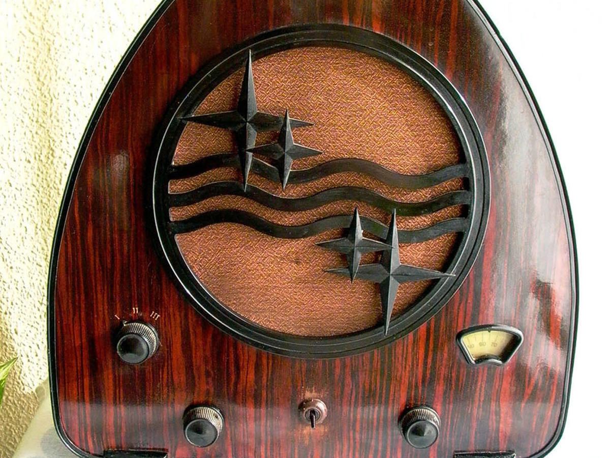 1930 Best - Art Deco Radios
