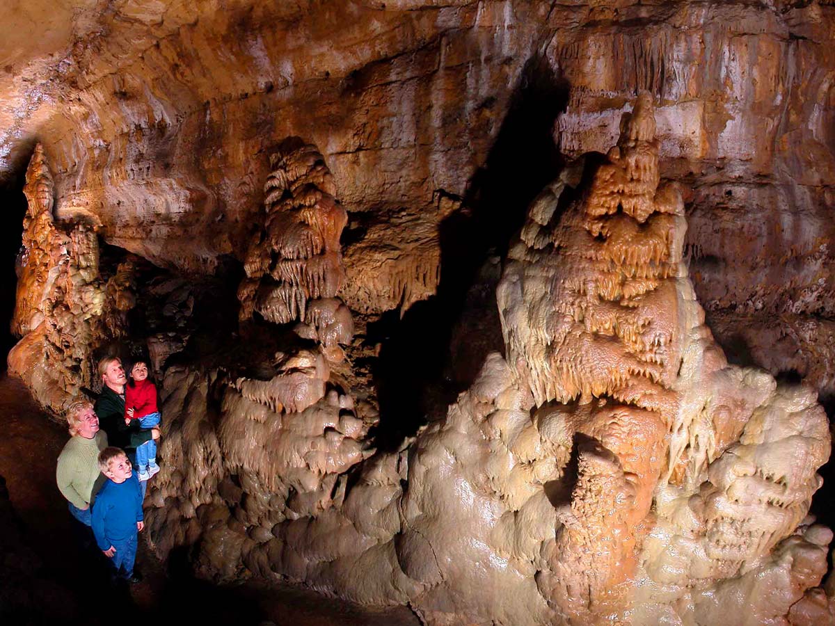 Wisconsin – Cave of the Mounds
