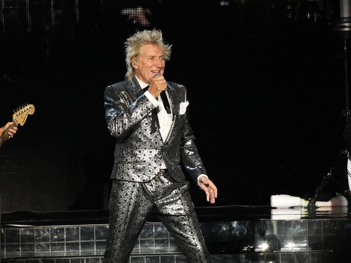 The First Cut is the Deepest - Rod Stewart