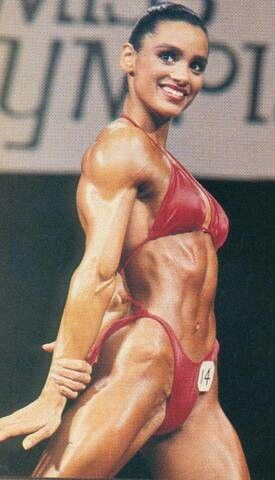 Gladys Portugues