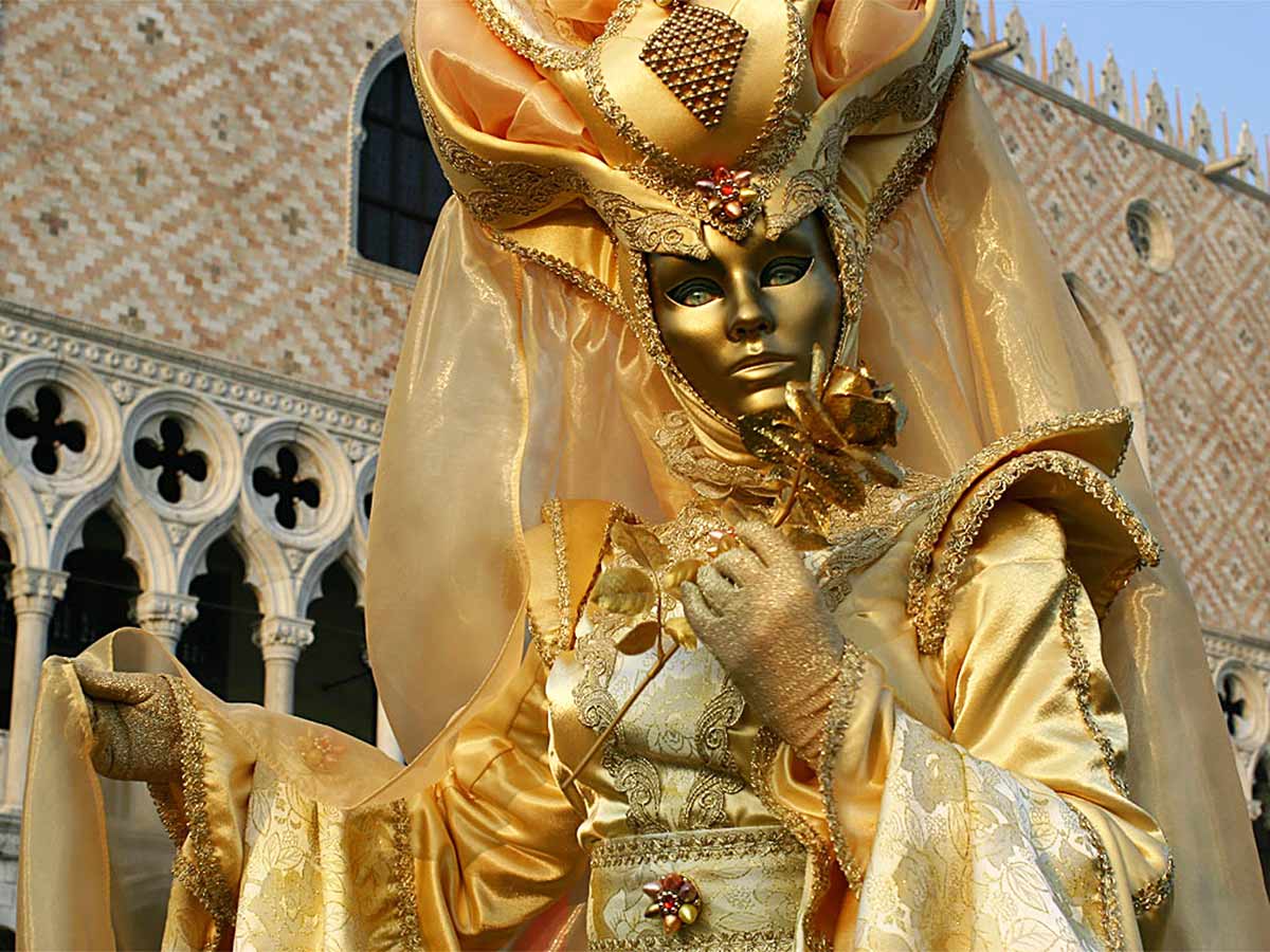 Gold Everything