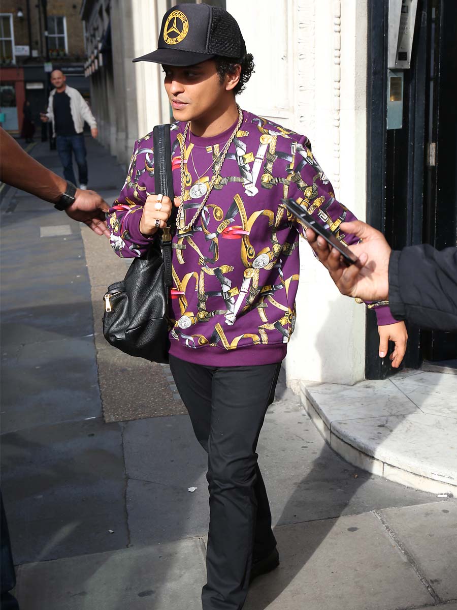 Bruno Mars - 5’5