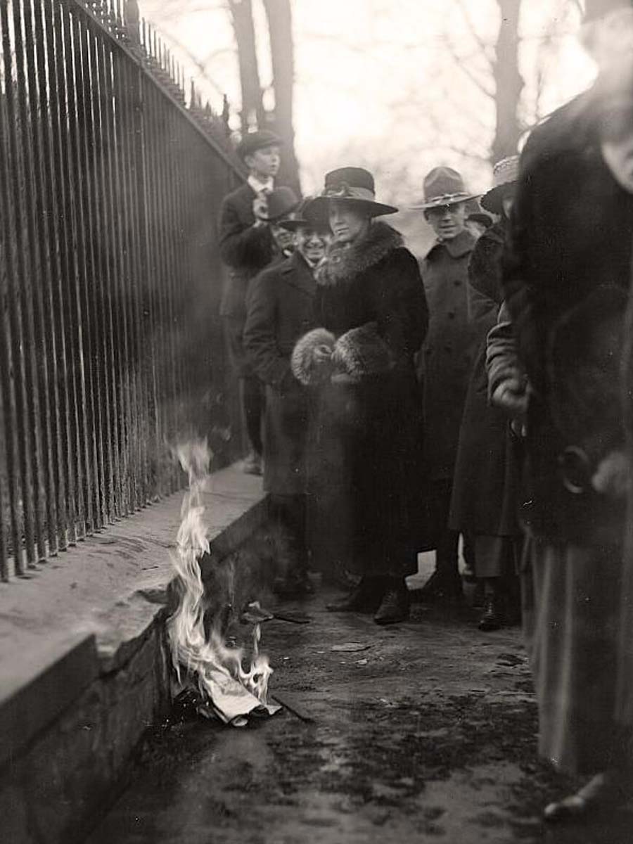 The Suffragette White House Bonfire